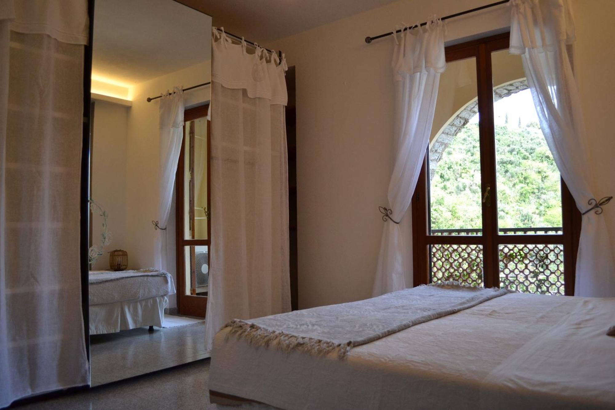 Agriturismo Palmero Alassio Buitenkant foto