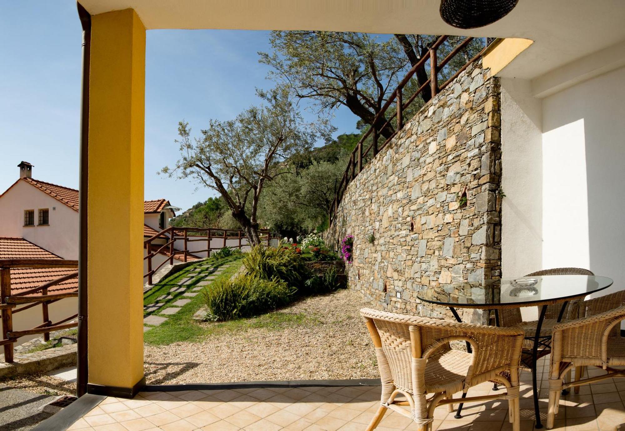 Agriturismo Palmero Alassio Buitenkant foto